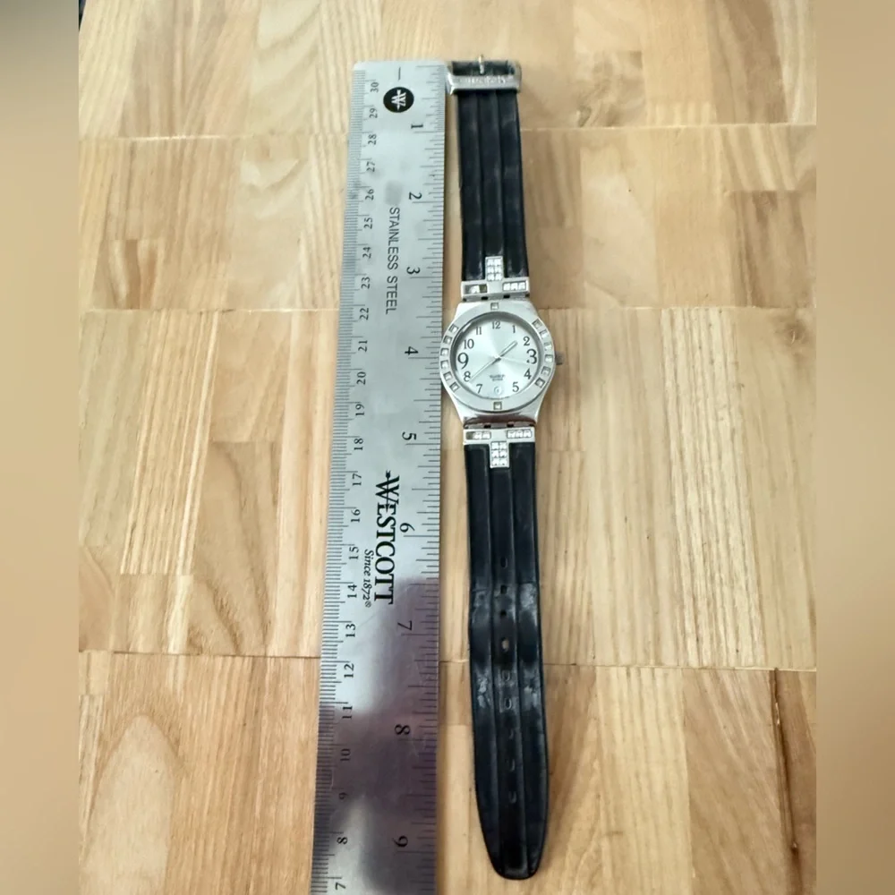 Vintage swatch irony Fancy Me silver tone watch NEW BATTERY NEEDS STRAP